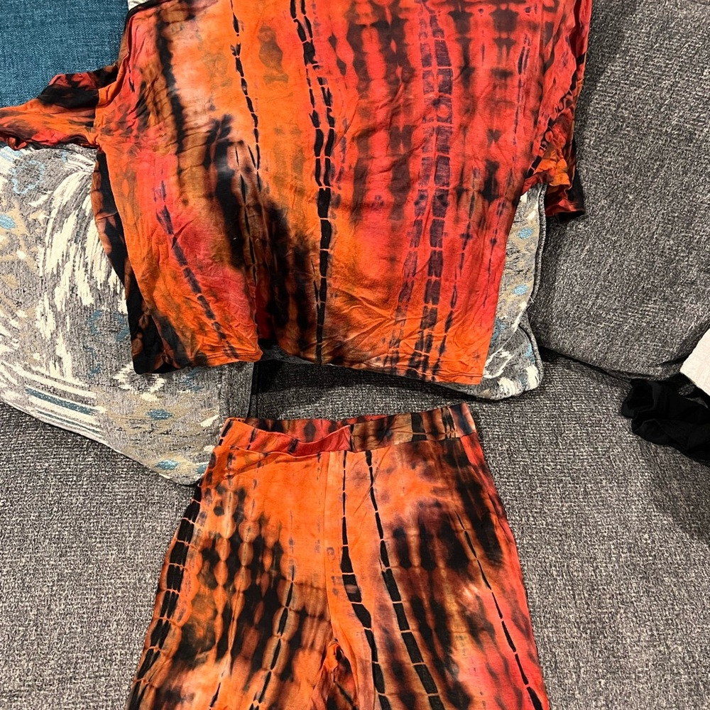 Two piece short set